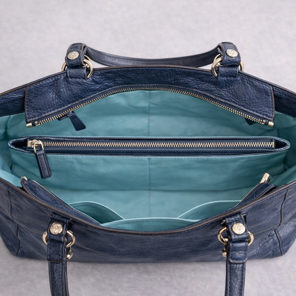 Authentic Coach Blue Leather Tote w/ Chain Straps Classic Everyday Bag - Picture 6 of 8